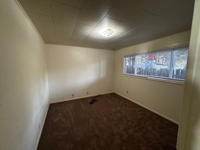 Building Photo - 3956 V St