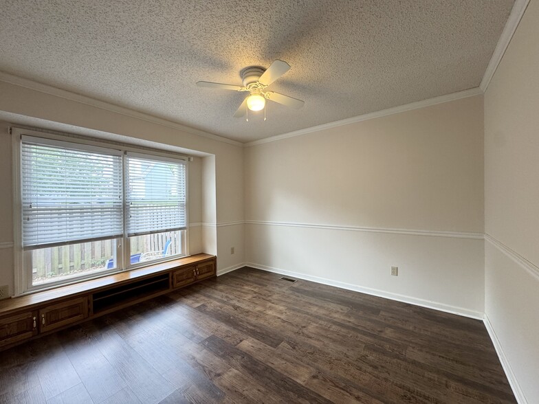 Building Photo - 5308 NW 85th St