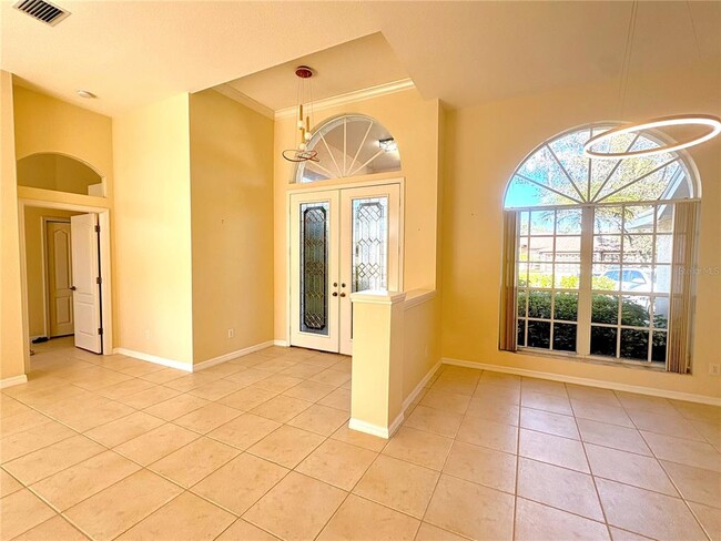 Building Photo - 731 Waterside Ct