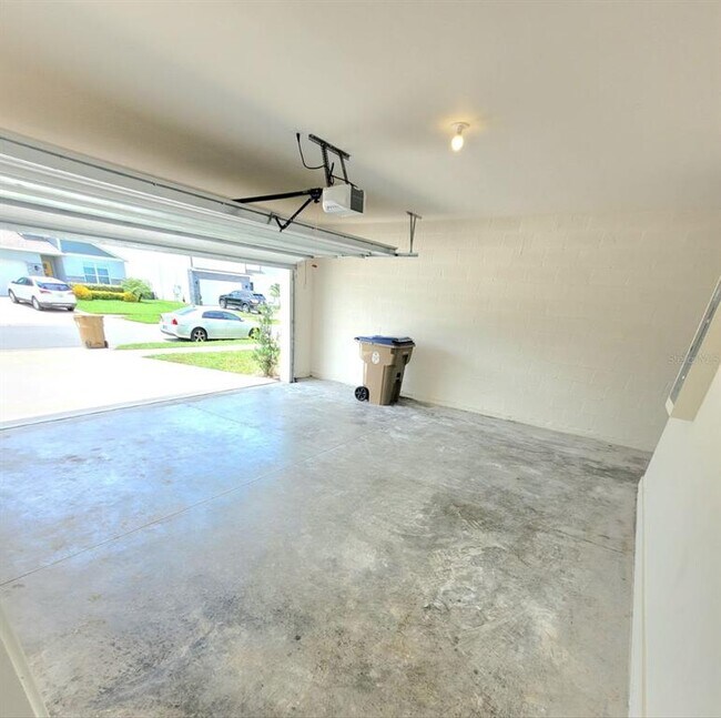 Building Photo - 5126 Foxtail Fern Wy