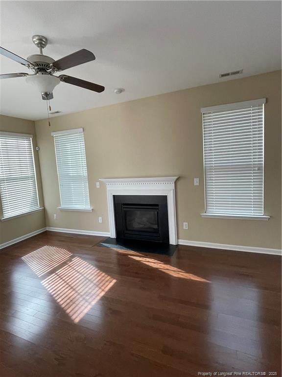 Building Photo - 261 River Oak St