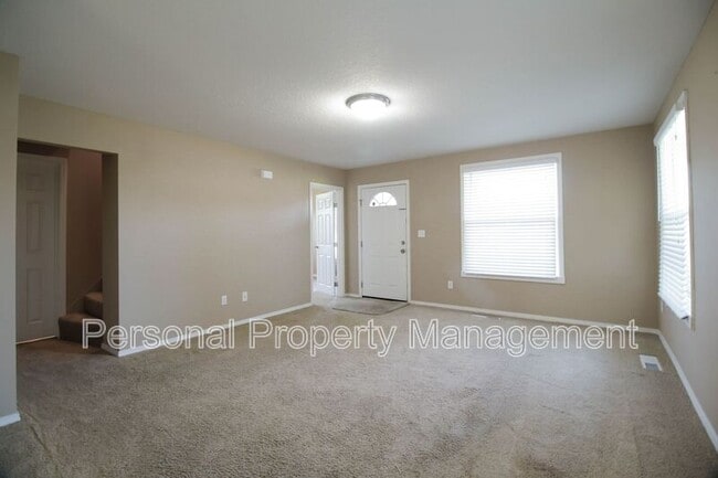 Building Photo - 5105 NE 78th St