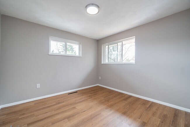 Building Photo - 1401 Lockbourne Rd