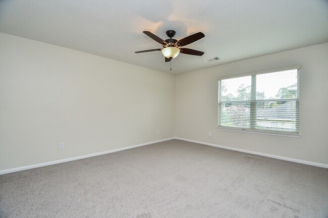 Building Photo - 1115 Eden Park Ln