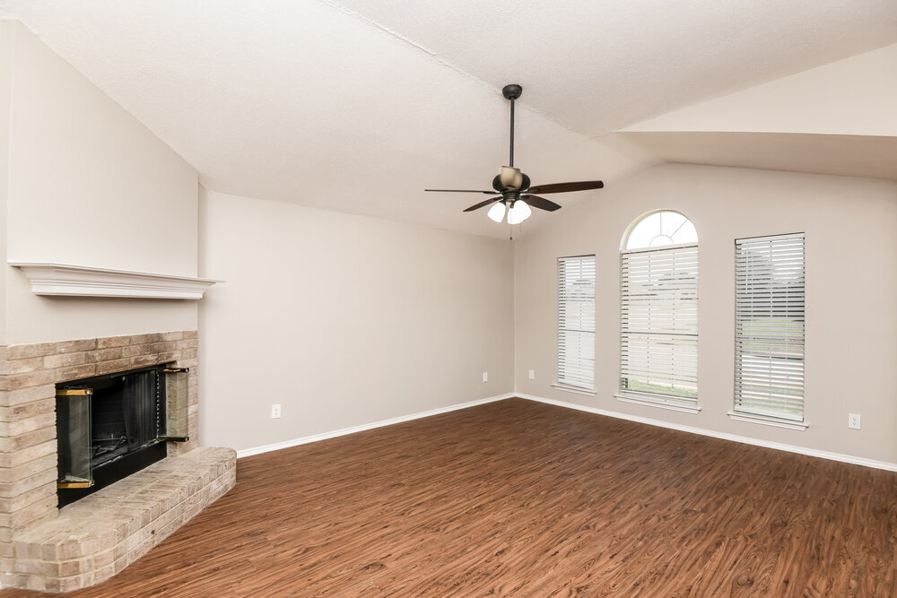 Building Photo - 415 Faircrest Dr