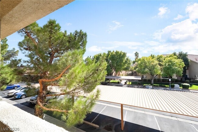 Building Photo - 1050 E Cactus Ave