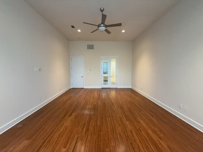 Building Photo - 4459 Lena Ln