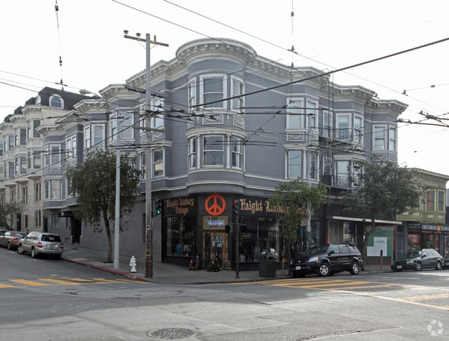 Primary Photo - 609 ASHBURY Apartments