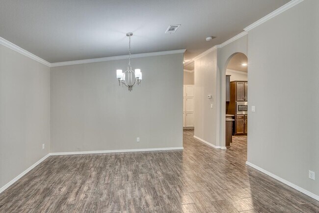 Building Photo - 826 Sandy Mountain Dr