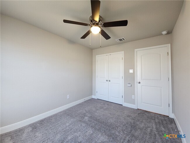 Building Photo - 2021 Rueben Rd