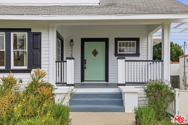 Building Photo - 5226 Rockland Ave