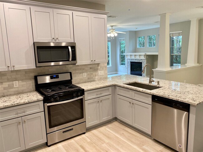 Building Photo - 66 Scarlet Woods Ct