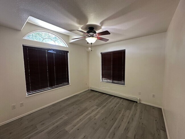 Building Photo - Residential Living