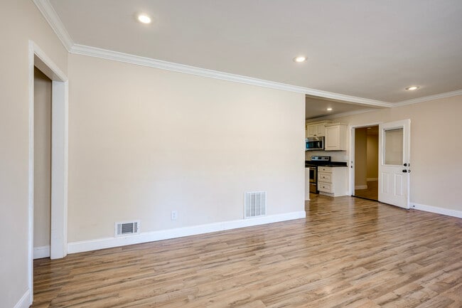 Building Photo - 111 Lehigh Ave