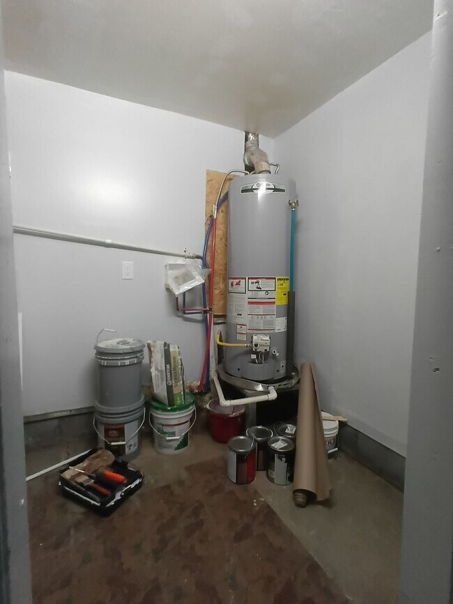 Building Photo - It's ready! New Remodel