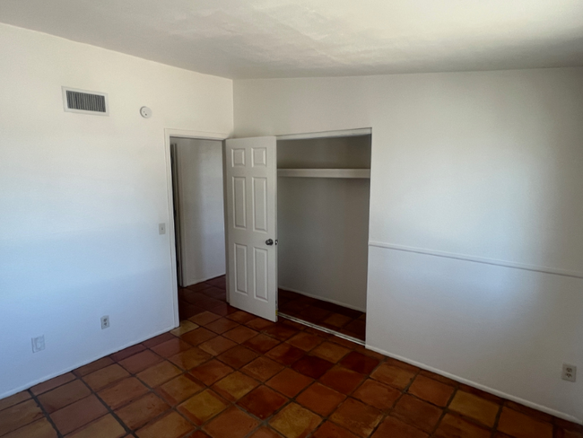 Building Photo - 7410 N Patriot Dr