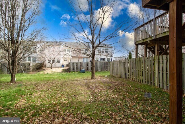 Building Photo - 113 Aero St