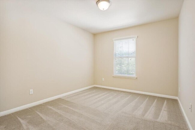 Building Photo - 1013 Fred Couples Ct