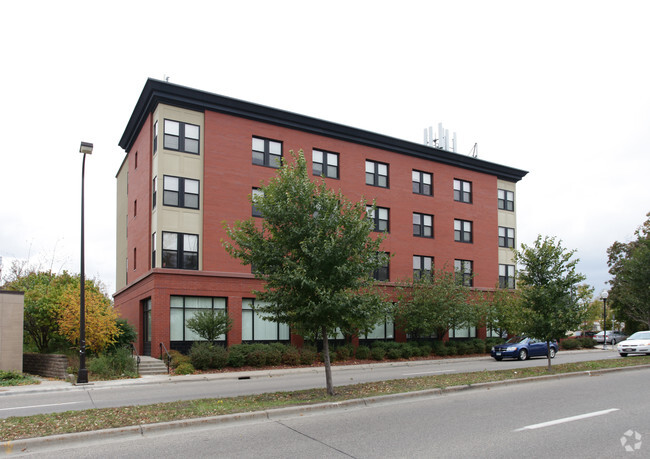 Building Photo - Lindquist Apartments