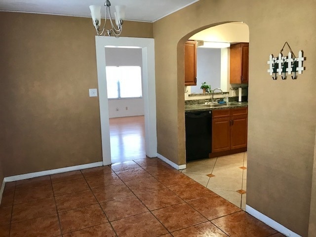 Building Photo - GREAT 3/2/1 SINGLE FAMILY HOME MINUTES TO ...