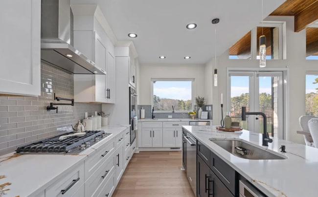 Building Photo - New Listing!!!