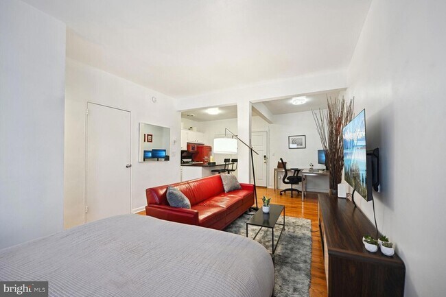 Building Photo - 1300 Massachusetts Ave NW