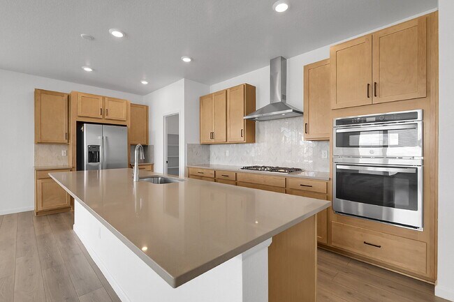 Building Photo - $3,495.00, 3 bed, 2.5 bath located in Cast...