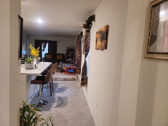 Building Photo - 1500 Fernmeadow St