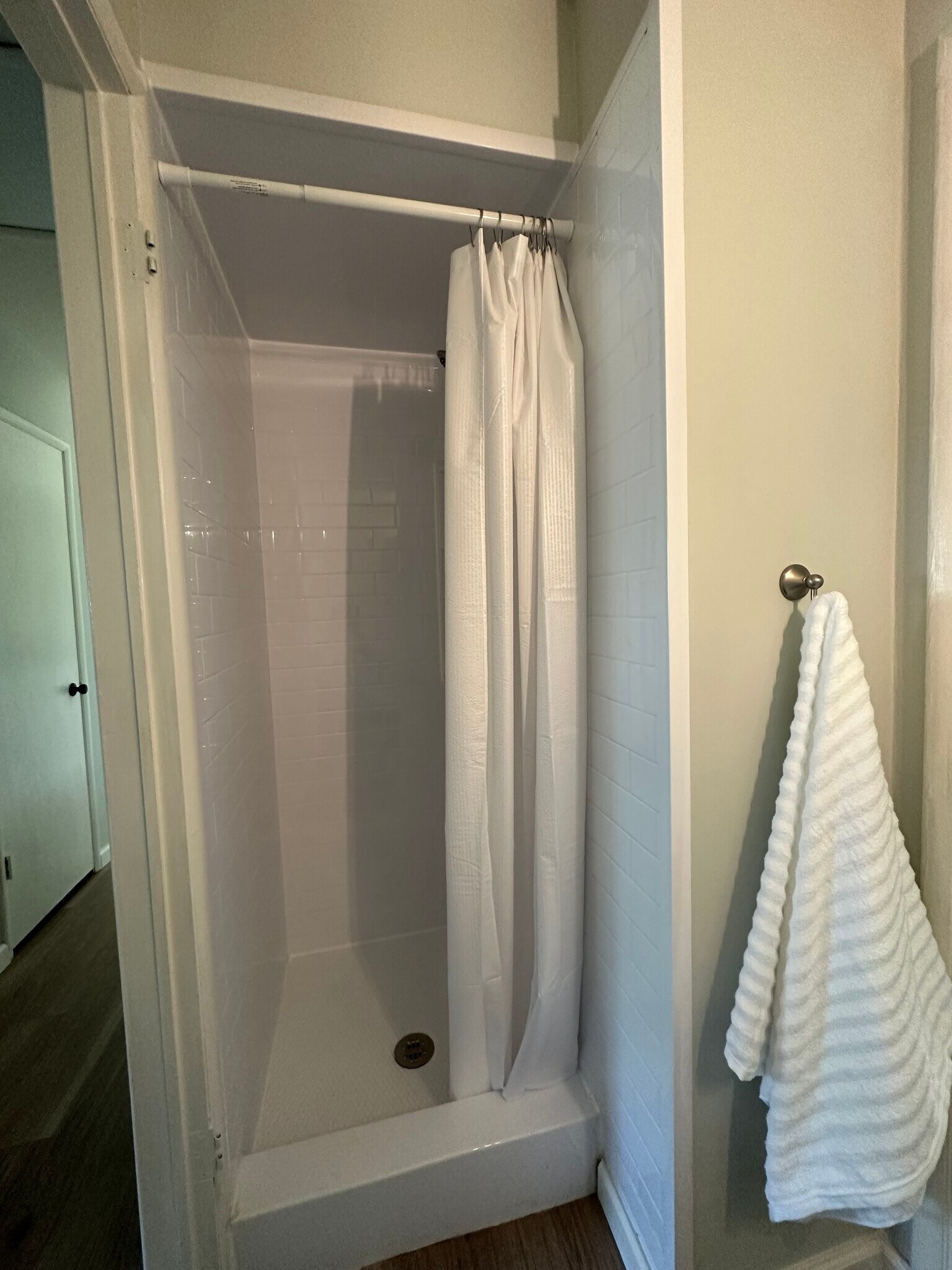 Building Photo - 201 Sherwood Dr