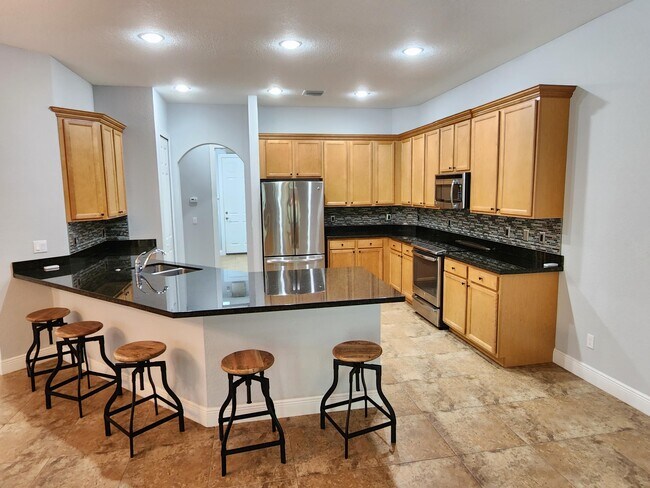 Building Photo - 2095 NW Diamond Creek Way