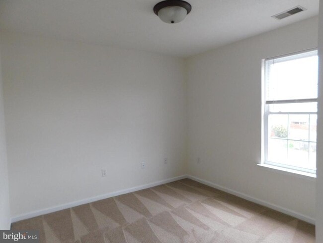 Building Photo - 131 Lighthouse Ln