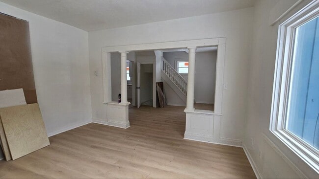 Building Photo - 4 bedroom | section 8/EDEN/ cash welcomed