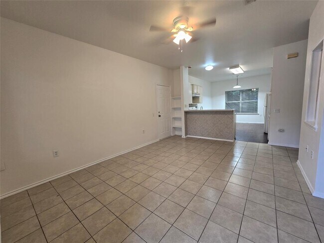 Building Photo - 5404 Garden View Cove