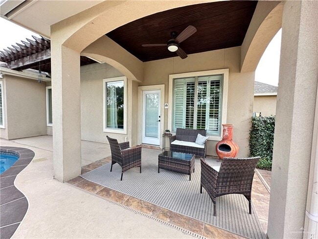 Building Photo - 1208 Rocotillo Ln