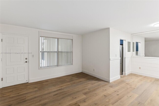 Building Photo - 255 Sunrise Dr