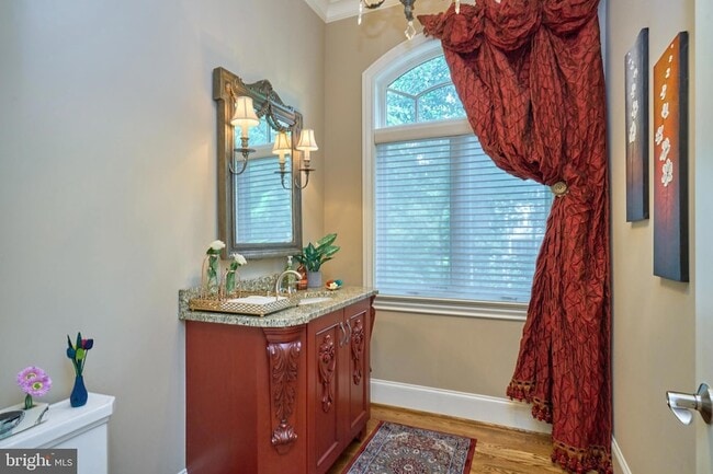 Building Photo - 7841 Montvale Way