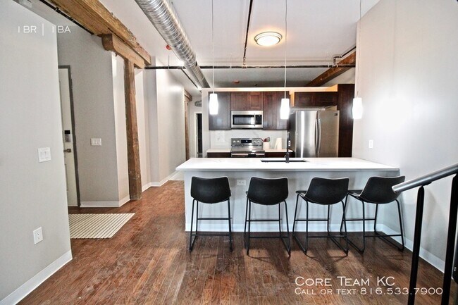 Building Photo - 1 Bedroom Artist Lofts