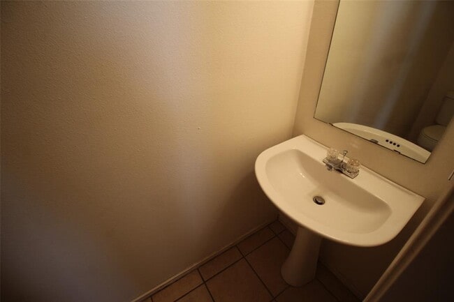 Building Photo - 9702 Nightjar Dr