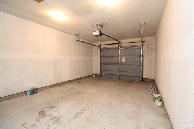 Building Photo - 1021 Antigua Cir