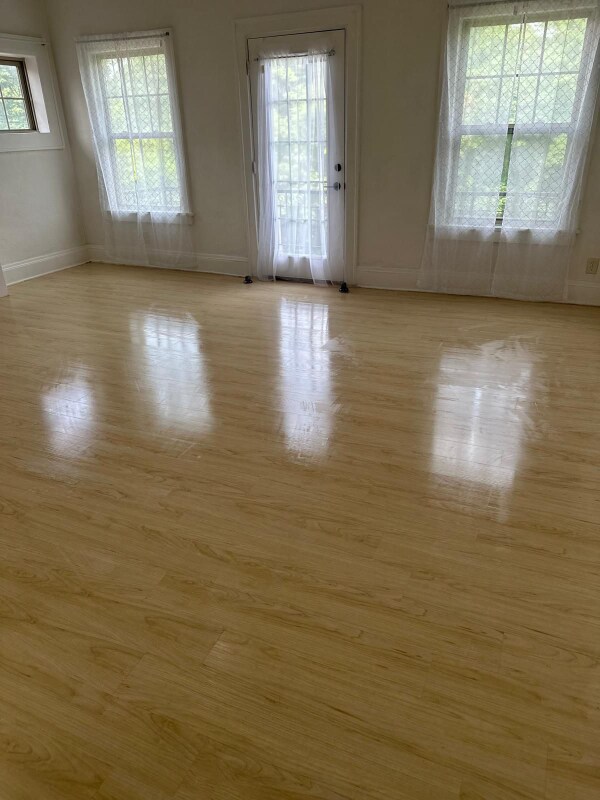 Building Photo - 14148 Superior Rd