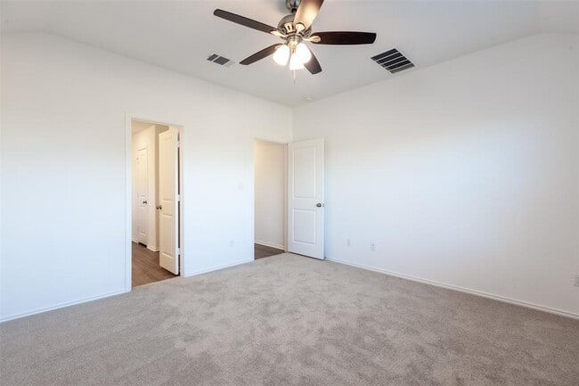 Building Photo - 124 Juniper Springs Rd