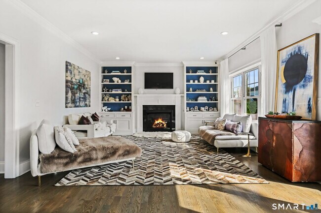 Building Photo - 228 Eastlawn St