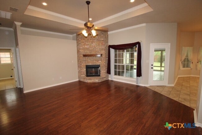 Building Photo - 603 Mustang Trail