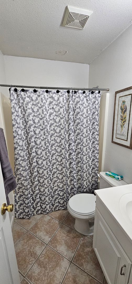 Building Photo - 4162 Whitehall Dr