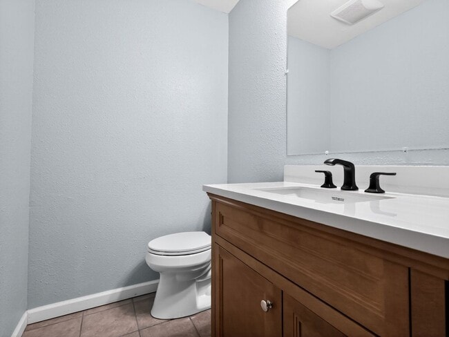 Building Photo - 18270 Stillwood Ln