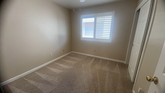 Building Photo - 1617 Cashmere Dr