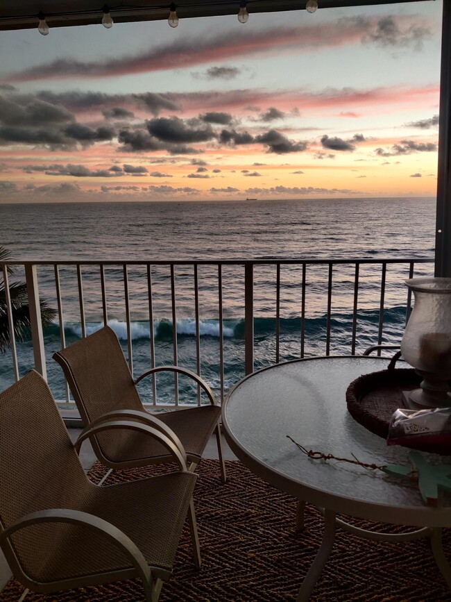 Building Photo - 4200 S Ocean Blvd