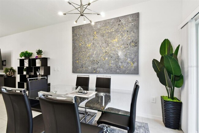 Building Photo - 2513 Sunray Venus Wy