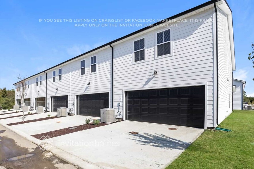Building Photo - 181 Maybrook Dr
