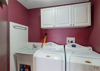 Building Photo - 10121 Doriath Cir